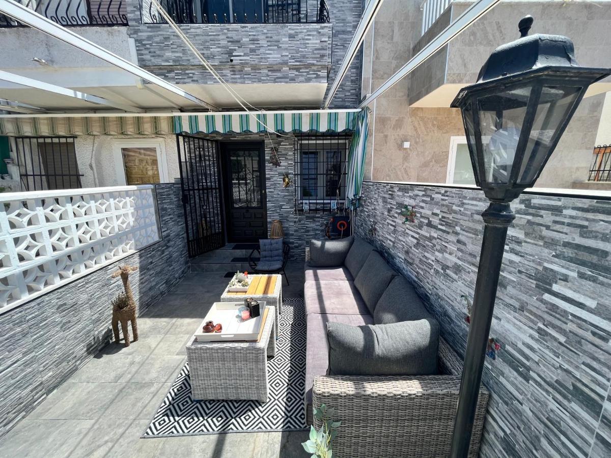 Prachtig Gemoderniseerde Woning Op 250 Meter Van Het Strand Santa Pola Bagian luar foto